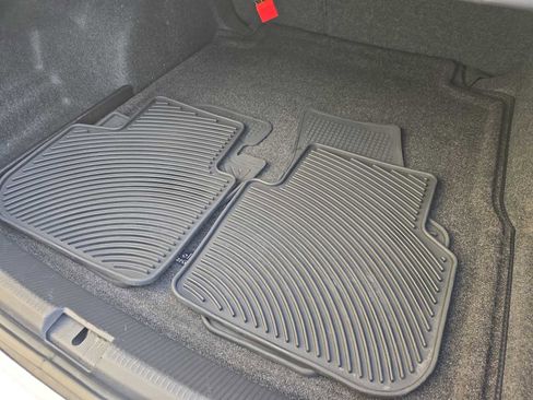 Used 2017 Volkswagen Passat 1.8T R-Line image 25