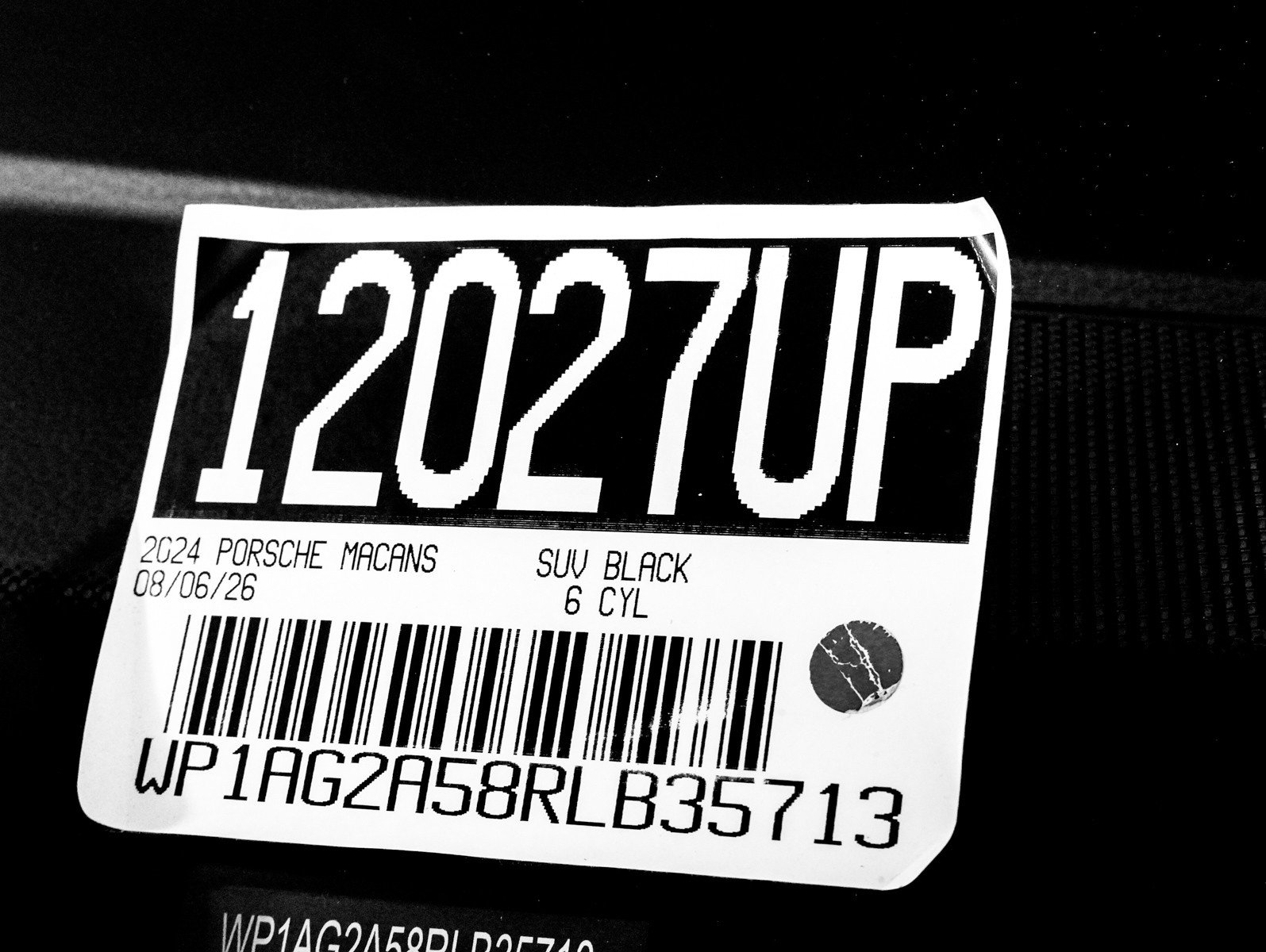 Certified 2024 Porsche Macan S AWD/4WD image 26