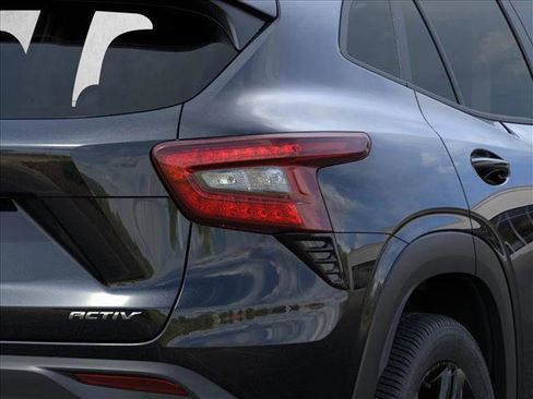 New 2026 Chevrolet Trax ACTIV w/ Driver Confidence Package image 11