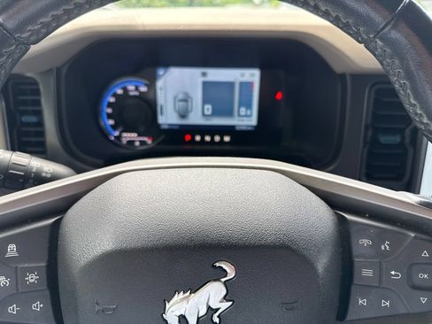 Used 2023 Ford Bronco Wildtrak AWD/4WD image 12