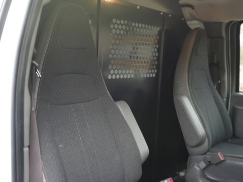 Used 2023 Chevrolet Express 2500 w/ Driver Convenience Package image 24