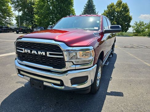 Used 2019 RAM 2500 Tradesman AWD/4WD image 2