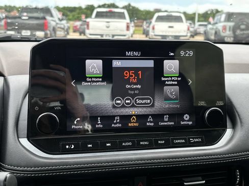 Used 2023 Nissan Rogue Platinum w/ Platinum Premium Package FWD image 21