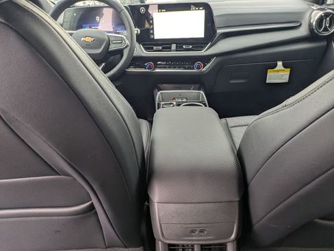 New 2026 Chevrolet Equinox LT FWD image 29