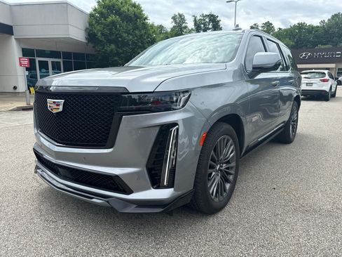 Certified 2023 Cadillac Escalade V AWD/4WD image 1