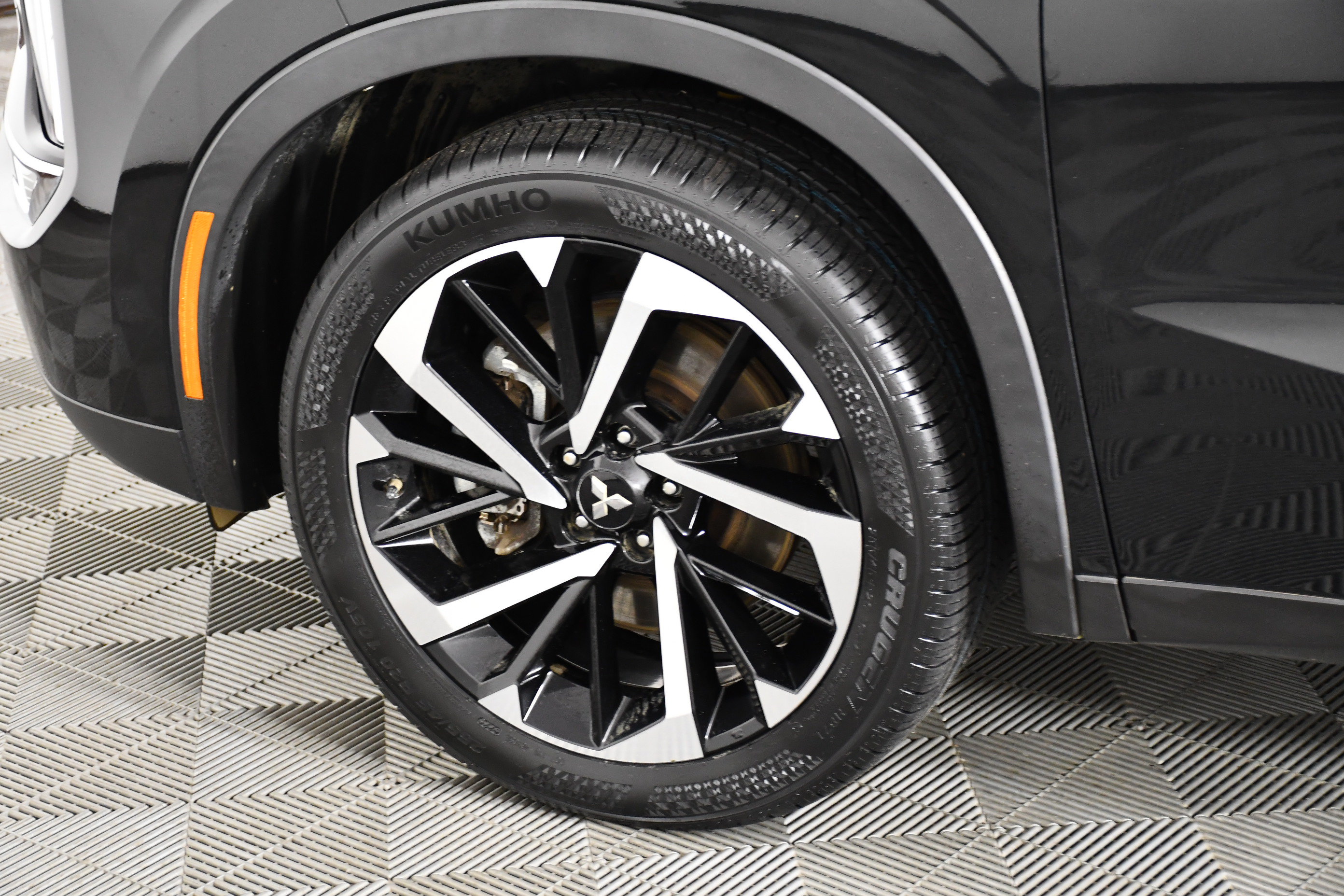 Used 2023 Mitsubishi Outlander SE AWD/4WD image 49