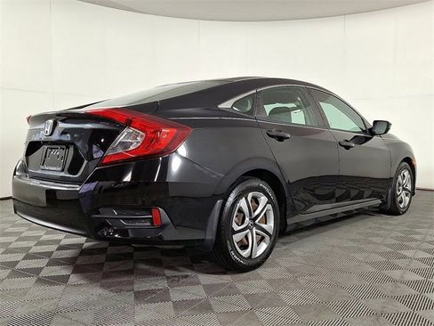 Used 2018 Honda Civic LX image 9