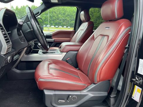 Used 2019 Ford F150 Platinum w/ Equipment Group 701A Luxury AWD/4WD image 15