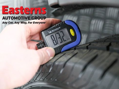 Used 2022 Ford Escape SE w/ Cold Weather Package image 26