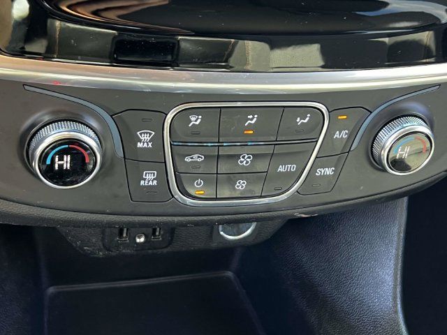 Used 2020 Chevrolet Traverse LT FWD image 31