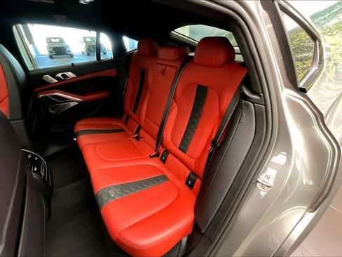 Used 2021 BMW X6 M w/ Competition Package AWD/4WD image 21