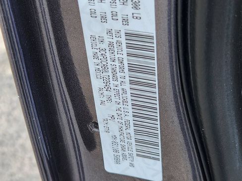 Used 2020 Dodge Journey SE w/ SE Popular Equipment Group FWD image 25