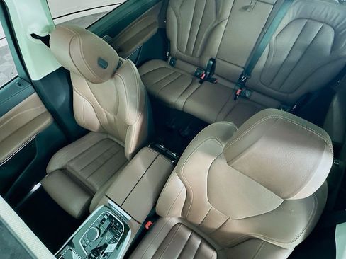 Used 2021 BMW X7 xDrive40i w/ Cold Weather Package image 22