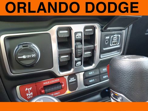 New 2026 Jeep Gladiator Mojave w/ Safety Group image 16