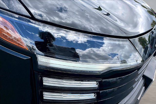 Certified 2025 Nissan Kicks SR AWD/4WD image 29