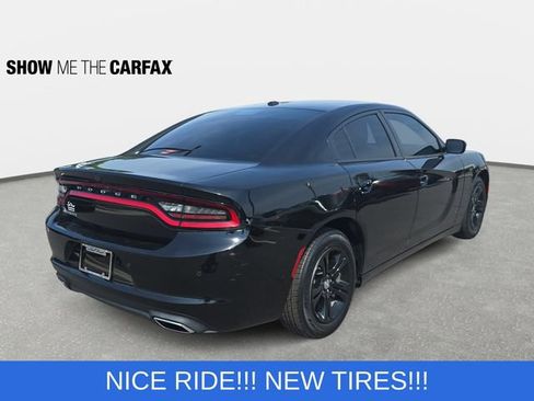 Used 2022 Dodge Charger SXT RWD image 5
