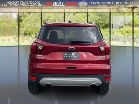 Certified 2019 Ford Escape Titanium AWD/4WD image 4