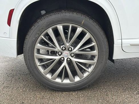 New 2026 Buick Enclave Avenir w/ Super Cruise Package image 9