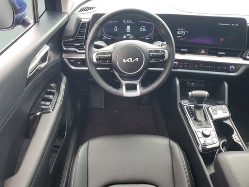 Used 2024 Kia Sportage EX FWD image 12