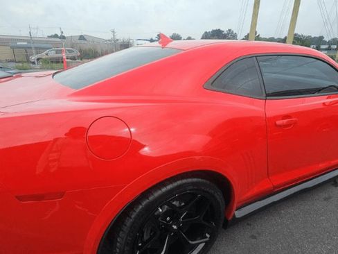 Used 2015 Chevrolet Camaro Z/28 RWD image 4