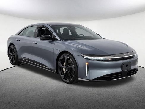 Used 2024 Lucid Air Touring AWD/4WD image 2