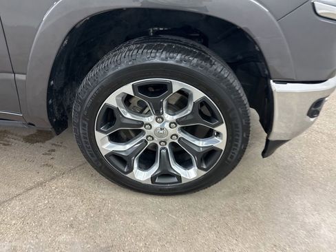Used 2019 RAM 1500 Limited image 14