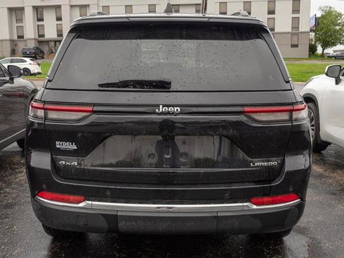 Used 2023 Jeep Grand Cherokee Laredo w/ Luxury Tech Group I AWD/4WD image 6