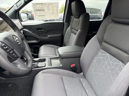 New 2026 Nissan Frontier SV image 5