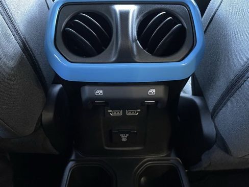 Used 2024 Jeep Wrangler Sahara image 24