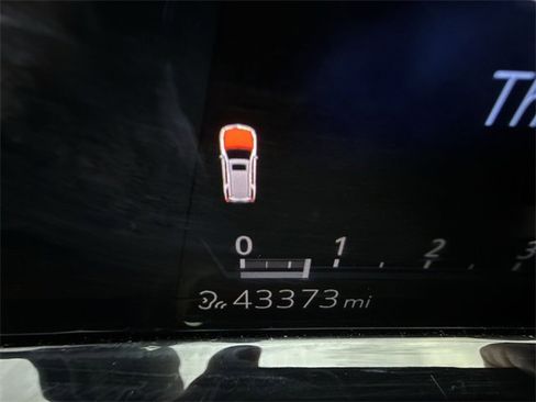 Certified 2023 Cadillac Escalade Premium Luxury Platinum image 12