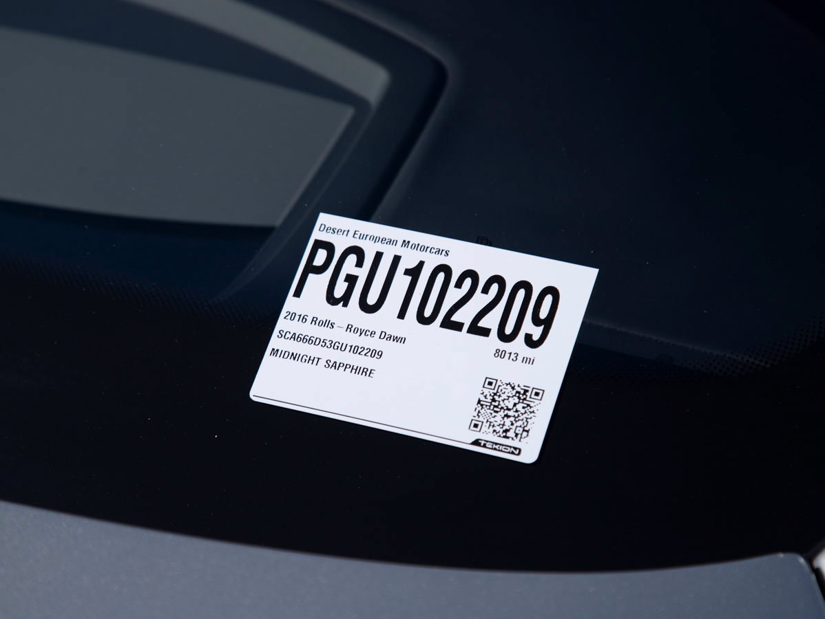 Certified 2016 Rolls-Royce Dawn RWD image 34