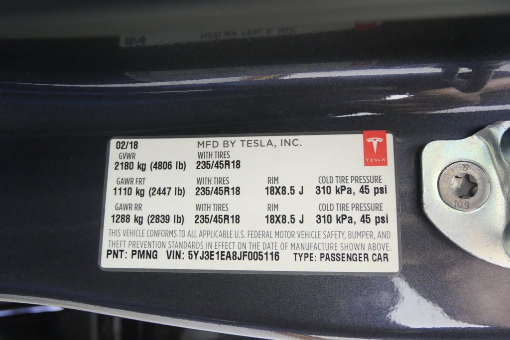 Used 2018 Tesla Model 3 Long Range RWD image 17