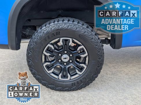 Used 2025 Chevrolet Silverado 1500 ZR2 w/ Technology Package AWD/4WD image 4