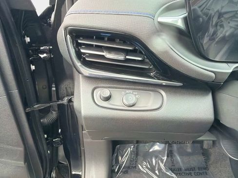 New 2026 Buick Envista Sport Touring w/ Convenience I Package FWD image 30
