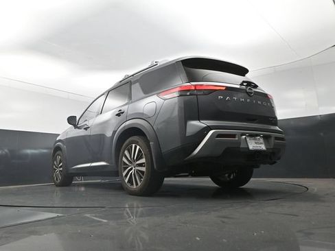 Used 2024 Nissan Pathfinder Platinum w/ Cargo Package AWD/4WD image 23