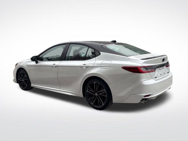 Used 2026 Toyota Camry XSE w/ Premium Plus Package FWD image 3