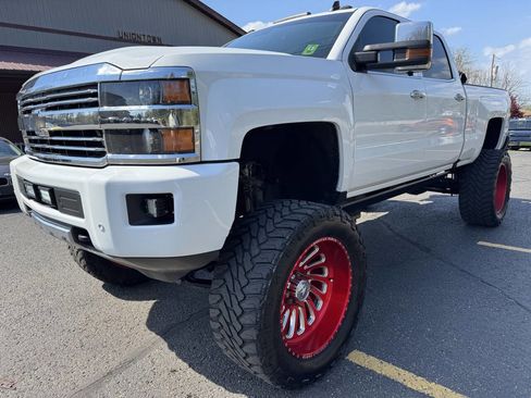 Used 2017 Chevrolet Silverado 2500 High Country w/ Duramax Plus Package AWD/4WD image 1
