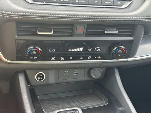 Certified 2023 Nissan Rogue SV AWD/4WD image 33