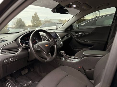 Used 2021 Chevrolet Malibu RS image 21