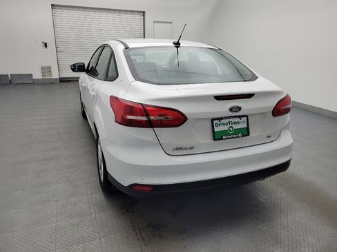 Used 2018 Ford Focus SE image 6