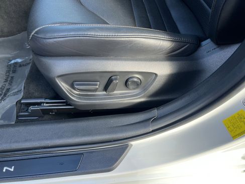 Used 2021 Toyota Avalon XSE image 14