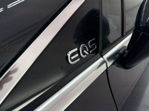 Certified 2023 Mercedes-Benz EQS 580 4MATIC Sedan image 32