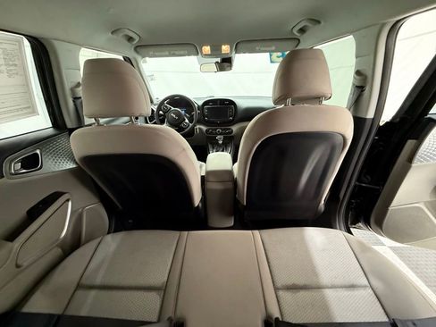 Used 2023 Kia Soul LX image 23