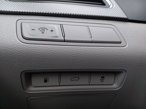 Used 2016 Hyundai Sonata SE image 35