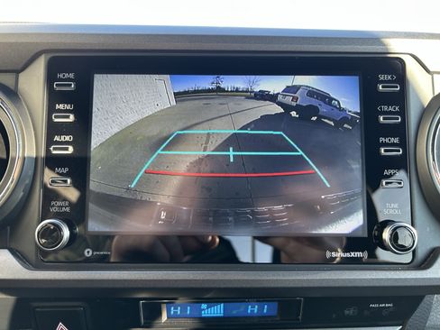 Certified 2023 Toyota Tacoma TRD Off-Road image 26