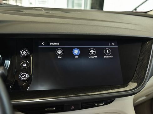 Used 2021 Buick Envision Essence image 22