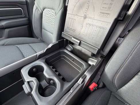 New 2026 RAM 1500 4x4 Crew Cab image 21