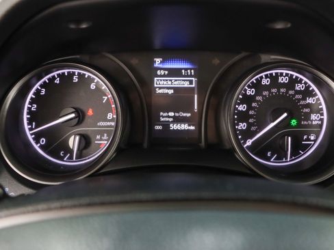 Used 2024 Toyota Camry SE FWD image 15