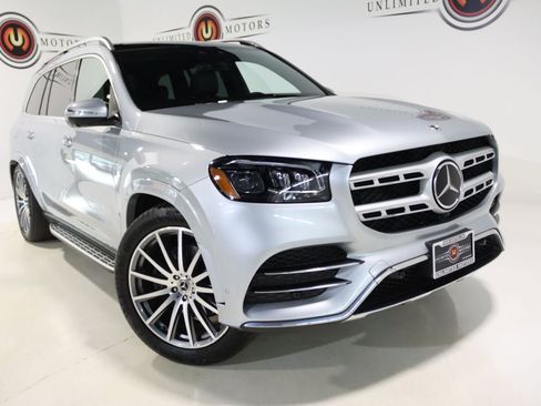 Used 2023 Mercedes-Benz GLS 450 4MATIC image 7