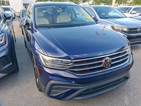 Used 2022 Volkswagen Tiguan SE image 4